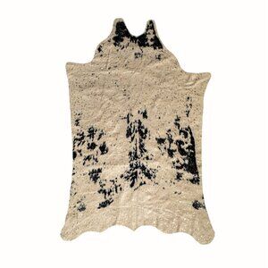 Luxe Home Decor Classic Faux Hide Rug | 1-Piece | Salty | 4.25'x'5